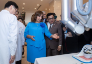 “我真想从上海带两个机器人回去”——秘鲁总统点赞中国科技进步
